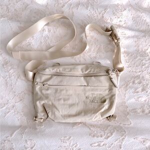 EUC The North Face Never Stop Lumbar Pack